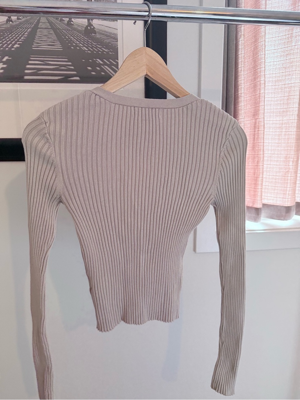 H&M Ribbed V-Neck Button-Front Cardigan - Taupe - Picture 3 of 5